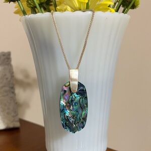 Kendra Scott Elegant Gold and Abalone Pendant Necklace